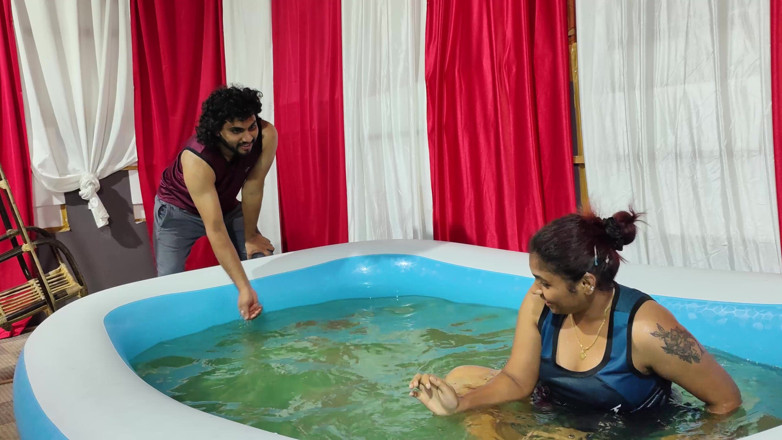 Vaigavarun45: Girl Hot Pool Bath and Boy Watching