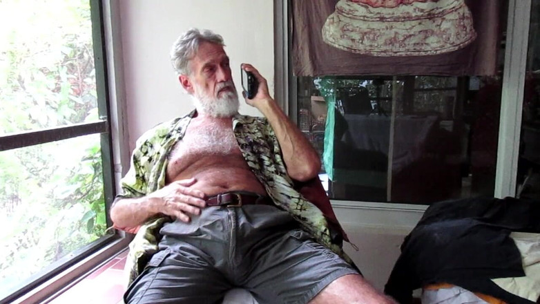Mr hairy gardener: Phonesexpt1