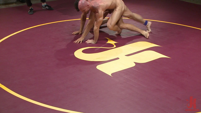 Kink Men Classics: Kombat khỏa thân: Mitch Vaughn vs BJ Adia (beau reed)