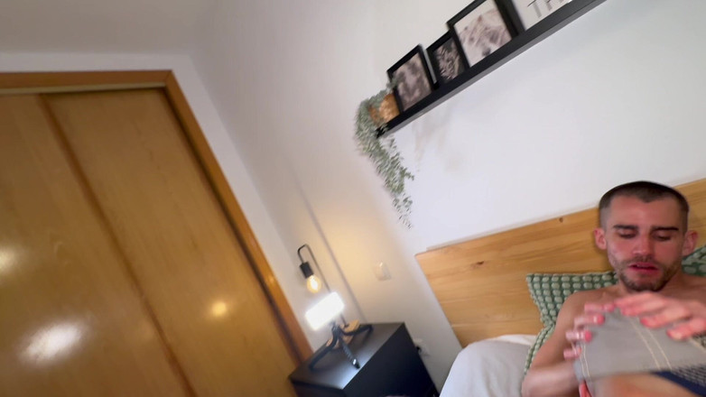 Monster Dick Hunters: 分享就是生活