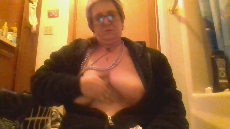 krazykristin: You Asked for Boob Here Are My Big Saggy Titties