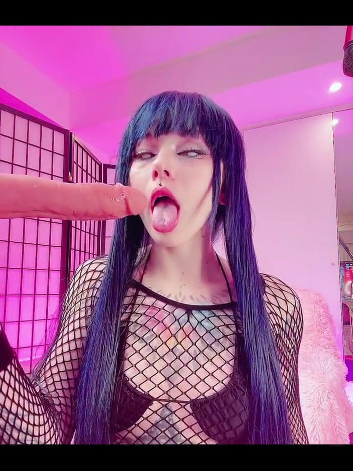 Karneli Bandi: Hinata Make Hot Blowjob
