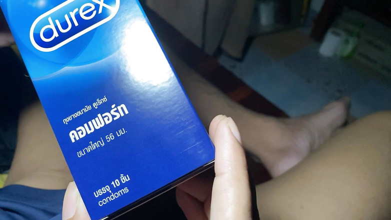 SinglePlayerBKK: Usare il preservativo e il sex toy.