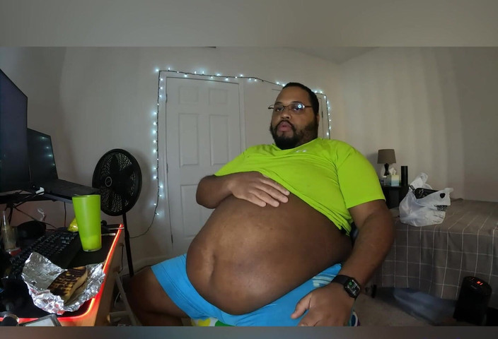 Blkhole420: Pausa para o almoço de uma gorda preta