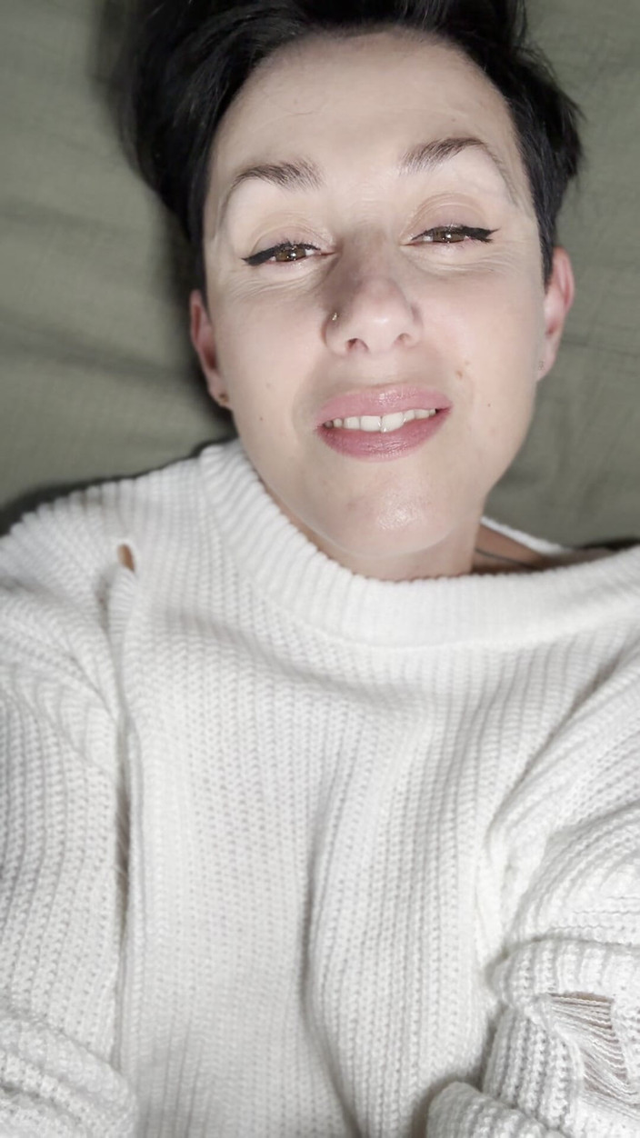 DouceLuxure: 恋物癖者是给你的（高跟鞋，吊带，阴户）