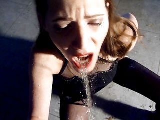 Viktoria Goo Productions: Viktoria Goo - piss overload - S.O.S.! I&#039;m drowning!