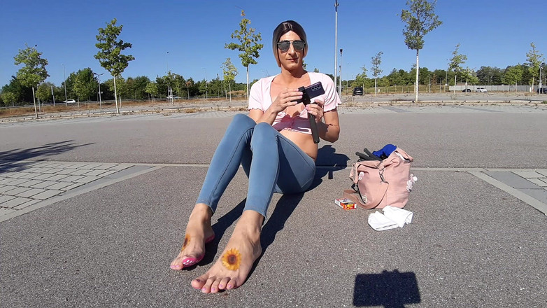 sweetfeet29: Saya sahaja