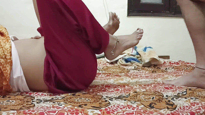 Yadav: Mujer india disfrutando del sexo con su marido
