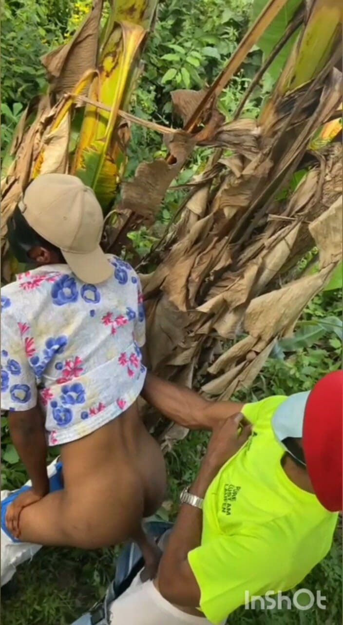 Chief_daddyy: Cowok sange ini lagi asik sama pacarnya yang nakal