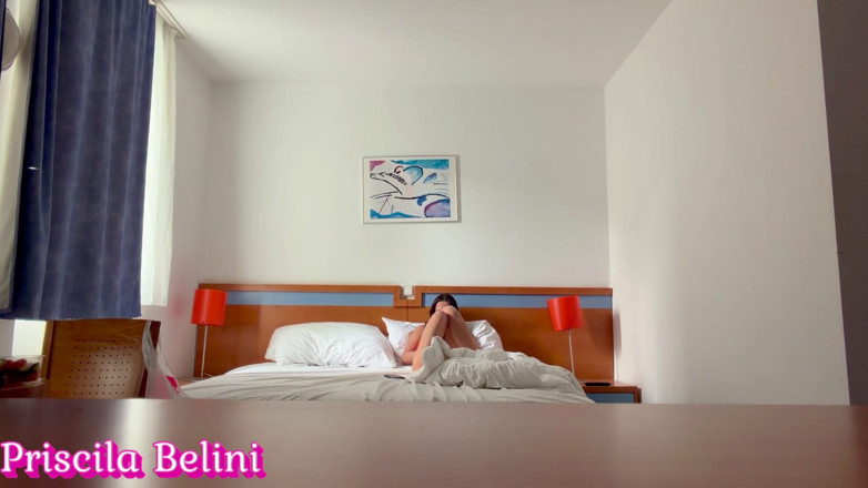 PriscilaBelini: Woman Being Recorded in Hotel Room