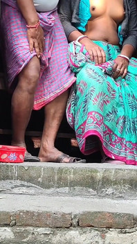 Bhabhi and Dewar Outdoor Bathroom Sex