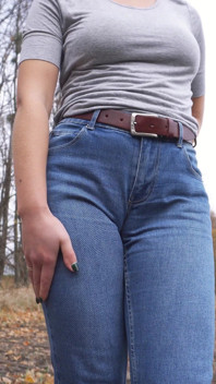 MILF Teasing Her Big Cameltoe in Blue Jeans Outdoors