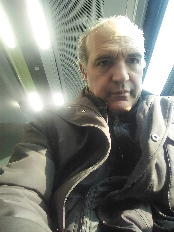 Setesesso7: Pișare, duș și masturbare înainte de a merge la serviciu.