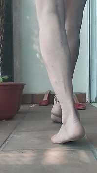 Whore's Feet