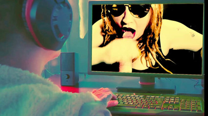 Campsissyboi: 2 hướng dẫn bắn tinh bj một nuốt một cái...