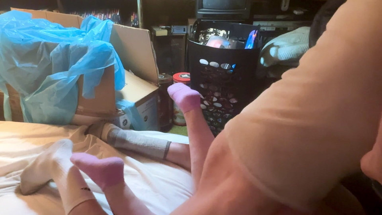 Alpha stud 4 u: Kirli bodrum katındaki masörde onu azdırıyor