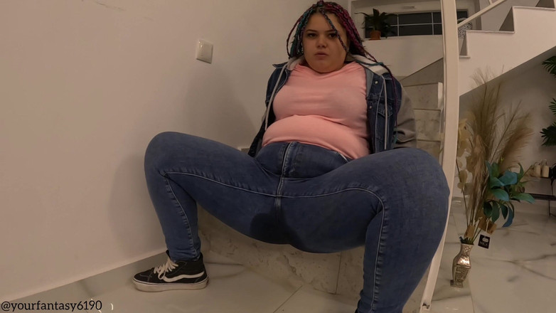 Your fantasy studio: Blugii mei s-au înmuiat într-o mulțime de pișat