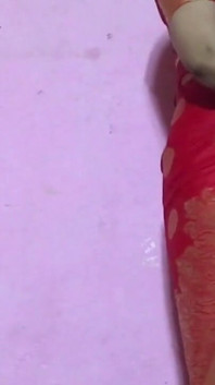 Newly Married Desi Bhabhi Sucked a Big Cock of Her New Boss