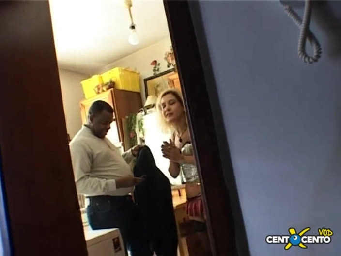 CentoXCento Italia: Chiavata Da Un Nero! (film Completo Centoxcento)