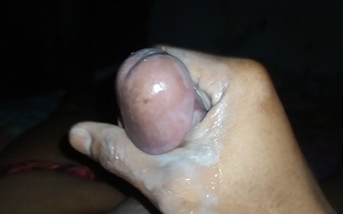 OnLy Masturbation: Cậu bé xuất tinh nhiều lần