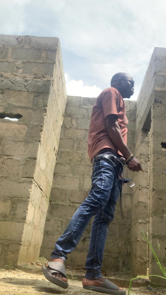 Dickass3x: सूरज के नीचे एक अपाच्य इमारत में फटाफ़ट एक