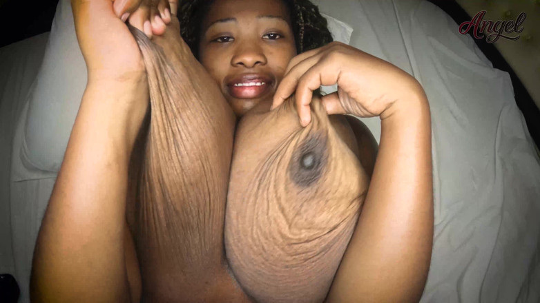 Angel Big B: Massaggio Con Olio E Desideri Proibiti