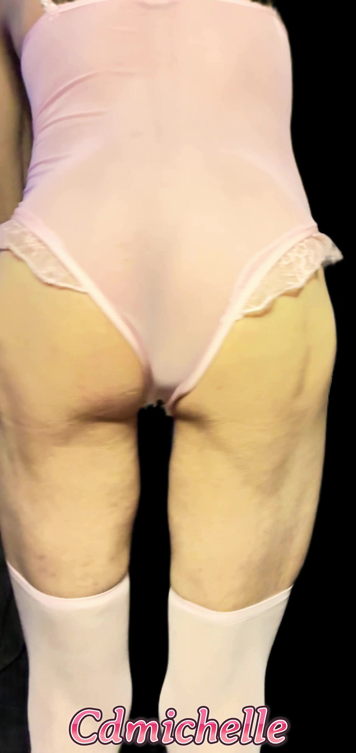 Feeling sexy today crosdressing: Video terbaik Cdmichelle, video aku dijadikan bikini merah muda lagi...