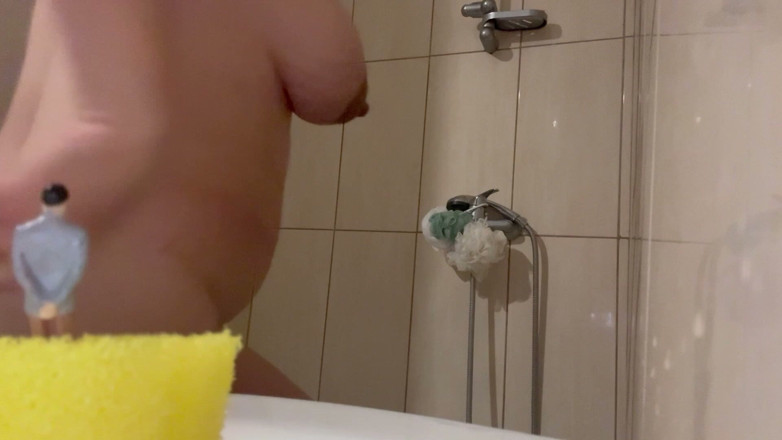 AmayaMori: The Giant Stepsister Undresses and Prepares to Take a Shower,...