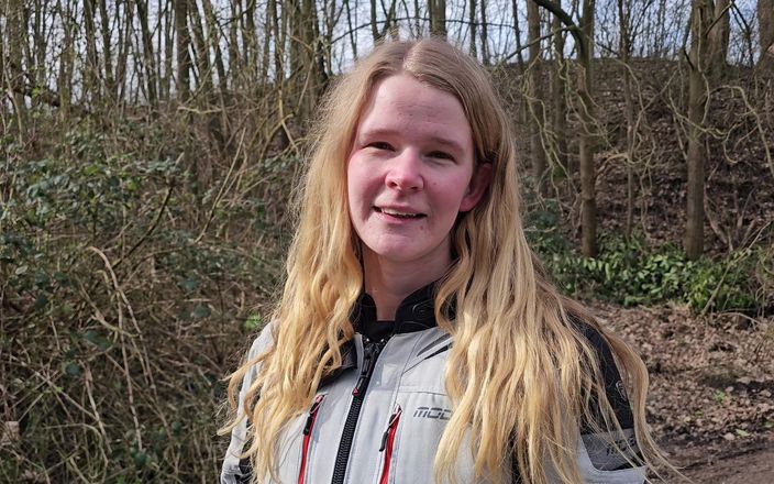 Bikergirl_97: Eerste video op mijn fiets