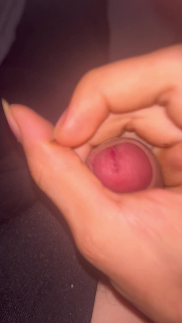 Quan Vietnam 18: Acabei de terminar uma longa reunião cansativo e é ótimo deitar na...