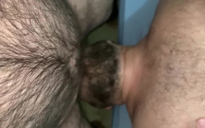 Tuosote XL: Hairy and Chubby Bear Swallowing Cum