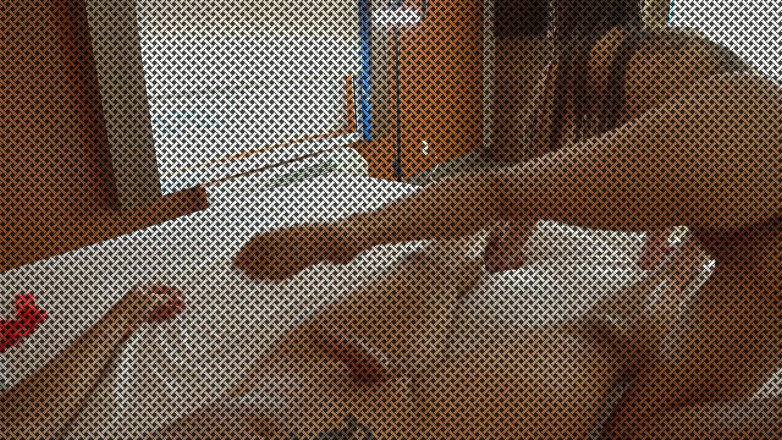 DCTrousersnake: 후배위에서 따먹히는 핫한 금발 밀프