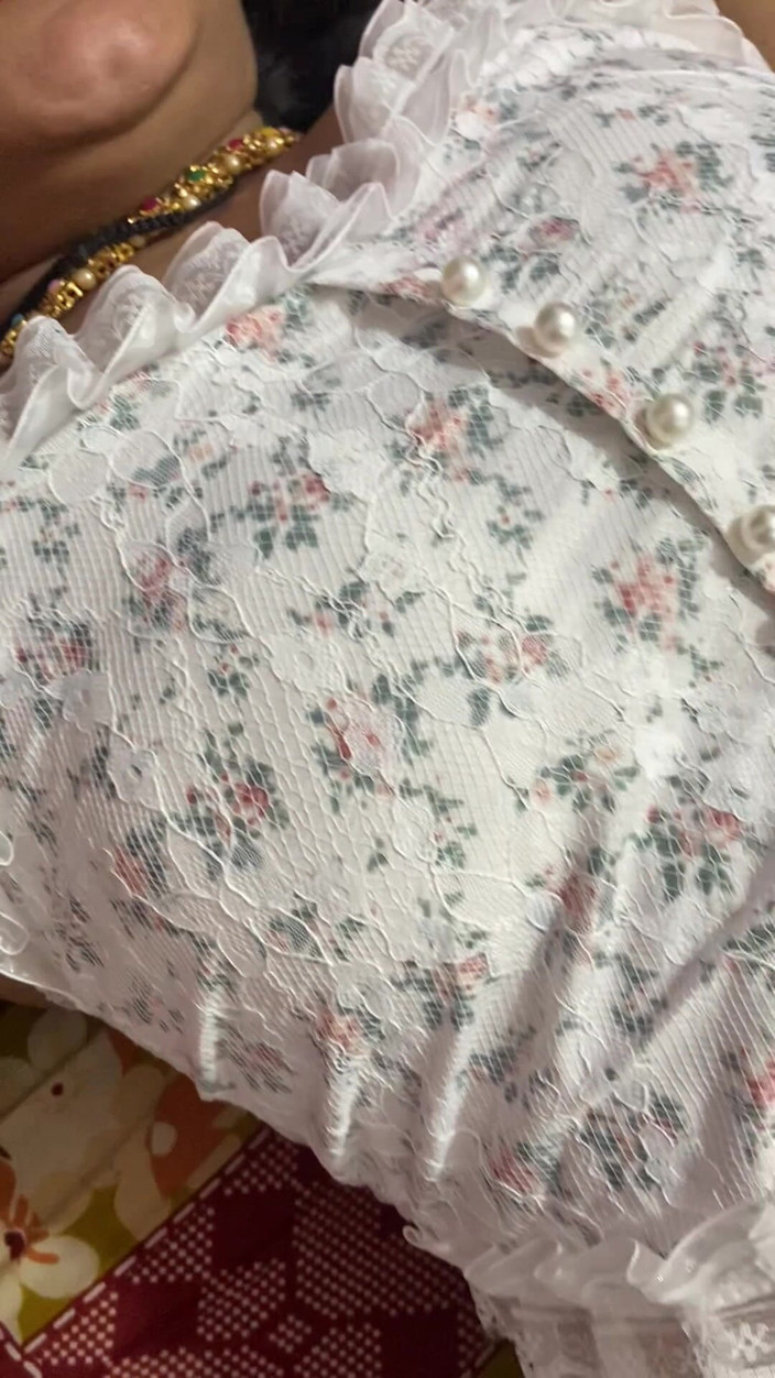 Sexy sonam studio: 親友の妻とセックスする