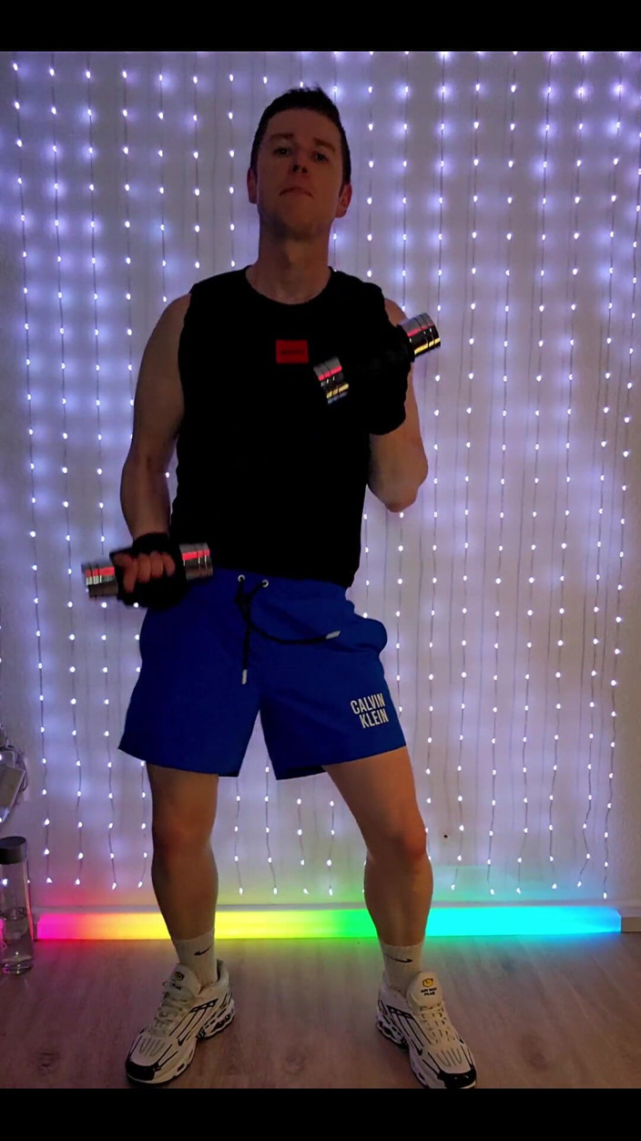 Roman Heart: Fitness Workout in Blue Ck Shorts
