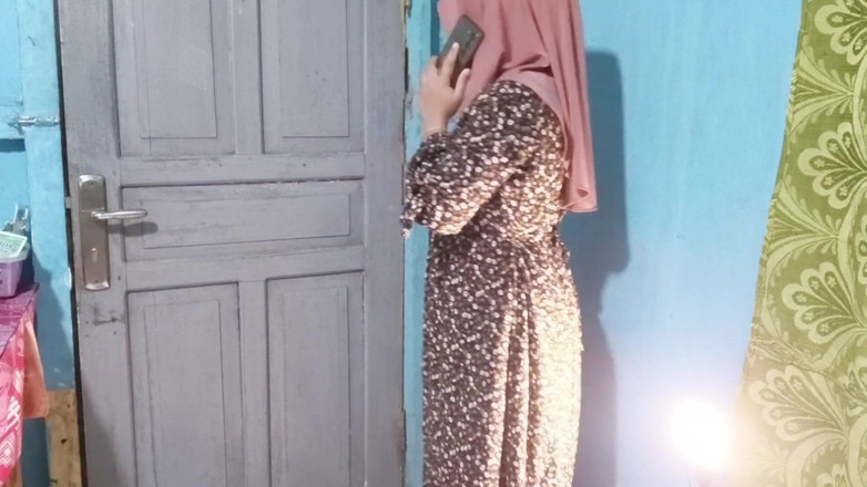 Rania: Wife Calls Cheating When Husband Is Not Home
