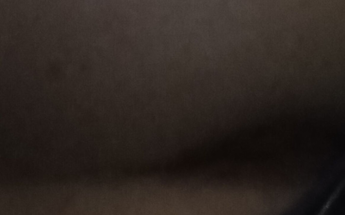 Tscockslut: क्या तुम्हें कुछ चाहिए? उतारा को ट्रॅनी डिक की जरूरत है