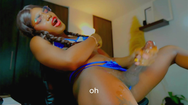 Blacksharon: Que Perra, Puta Y Cachonda Me Siento
