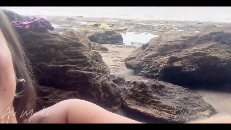 Ale Markov: I Meet a Nymphomaniac on the Beach and She Makes...
