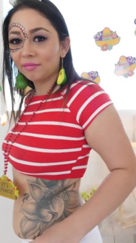 Sexy Latina Stephanie Saint pov blowjob cum swallow