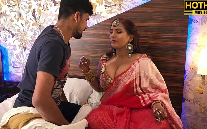 Hothit Movies: Indische heetste Desi Bhabhi verleidt Devar om haar te neuken!