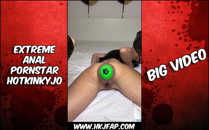 Hotkinkyjo: HKJFANS Amateur Style Films: 30.09.2023 Hotkinkyjo in tuta nera fisting anale, prolasso estremo &amp; palle...