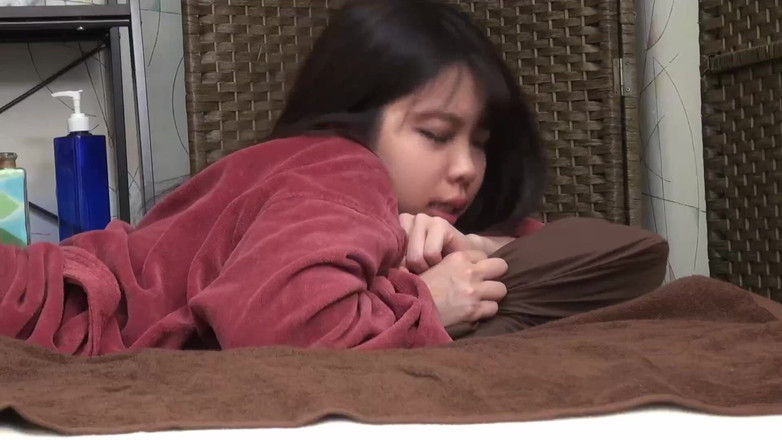 Raptor Inc: Il dipendente del salone di massaggi sottovaluta il potere di...