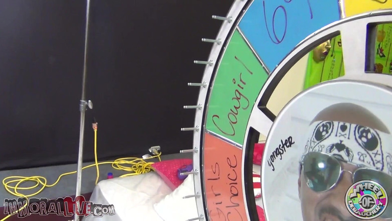 Immoral Live: Jenna Presley tóc đen siêu nóng bỏng có thể phun nước...