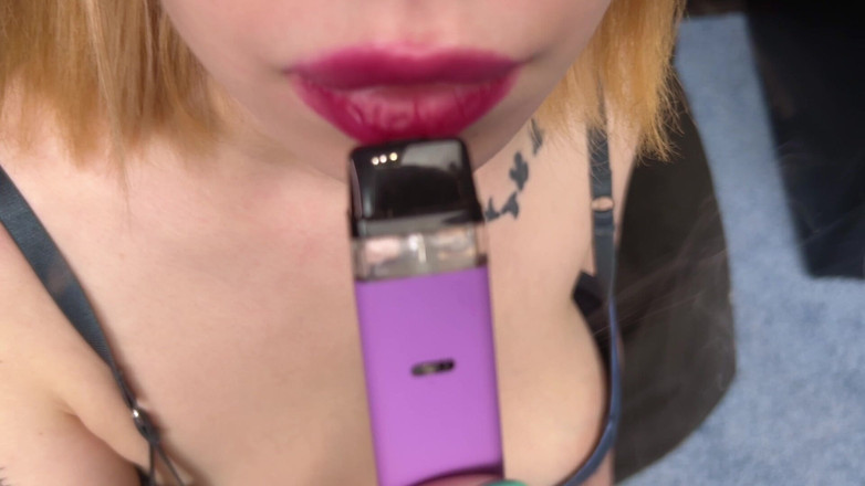 Eva Deva: Фетиш куріння. Я курю, тобі це подобається