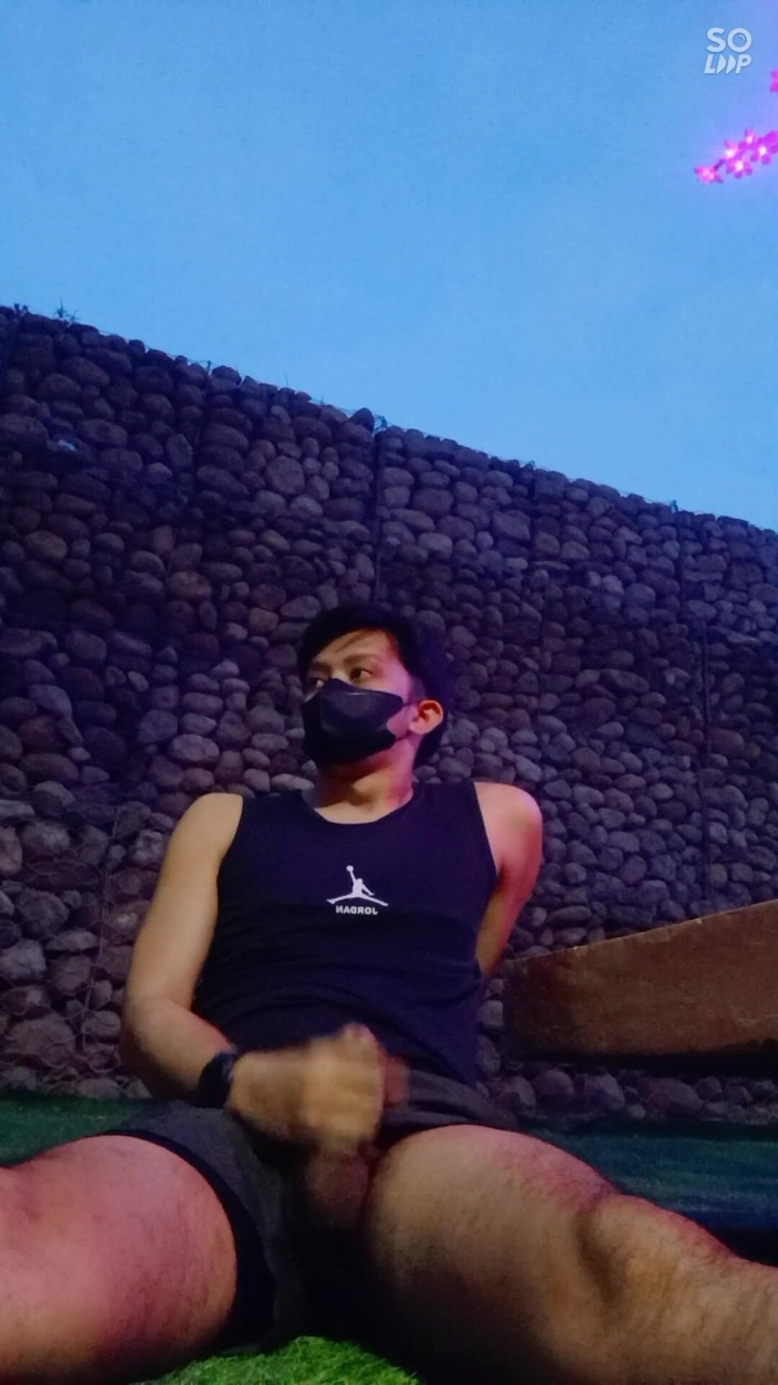 Rent A Gay Productions: Asian Twink Outdoor Session with Cumshot