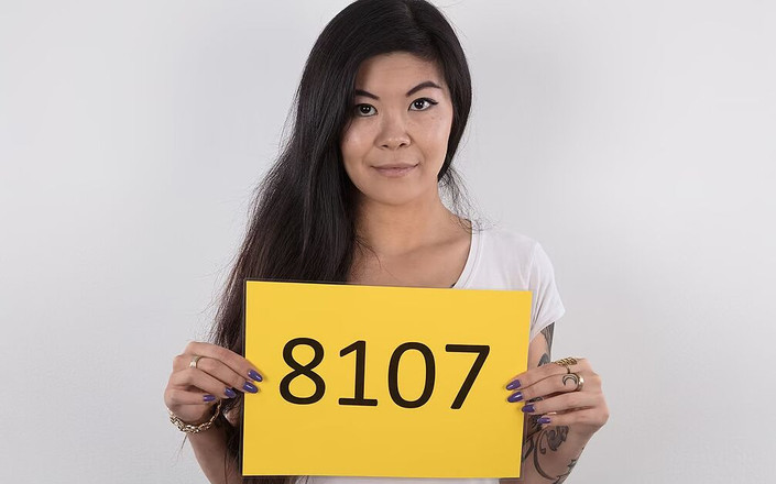 Xvirtual: X Virtual 24 Czechcasting - Irina Swallows dalam 180°