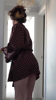 Peeping on Stepmom Doing Housework