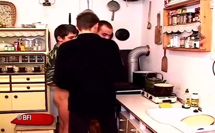 Just Boys: Amateur schwuler porno draußen und drinnen