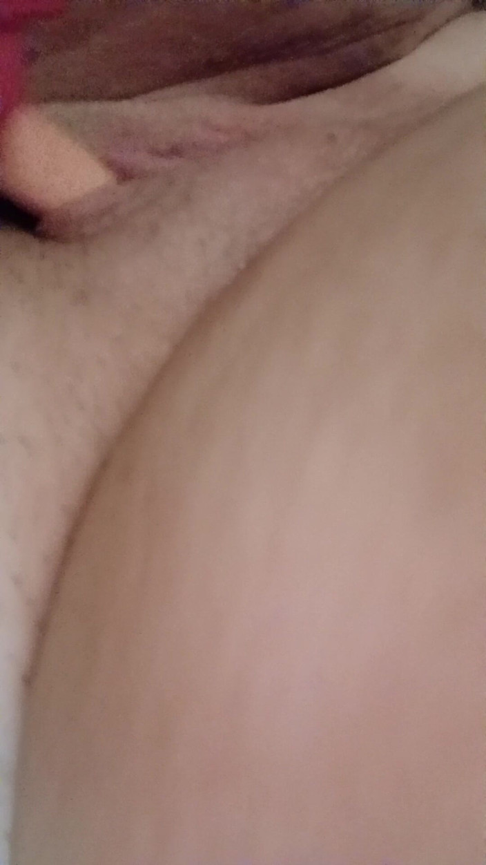 Dreammama: Красива повія грає зі своєю кицькою