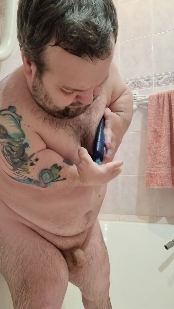 MiniCorgi: Cebol sedang mandi